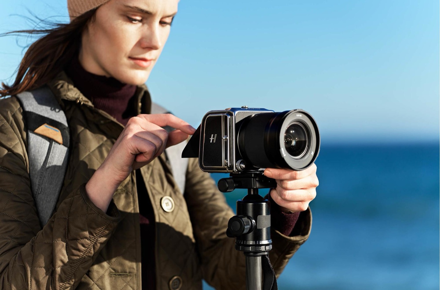 The 907X gives you the joy of shooting slowly, one frame at a time