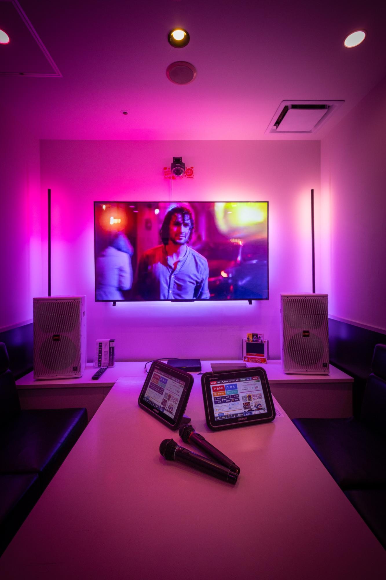 画面の色を正確に把握して寸分違わぬタイミングで照明に反映するHue Syncには驚き。