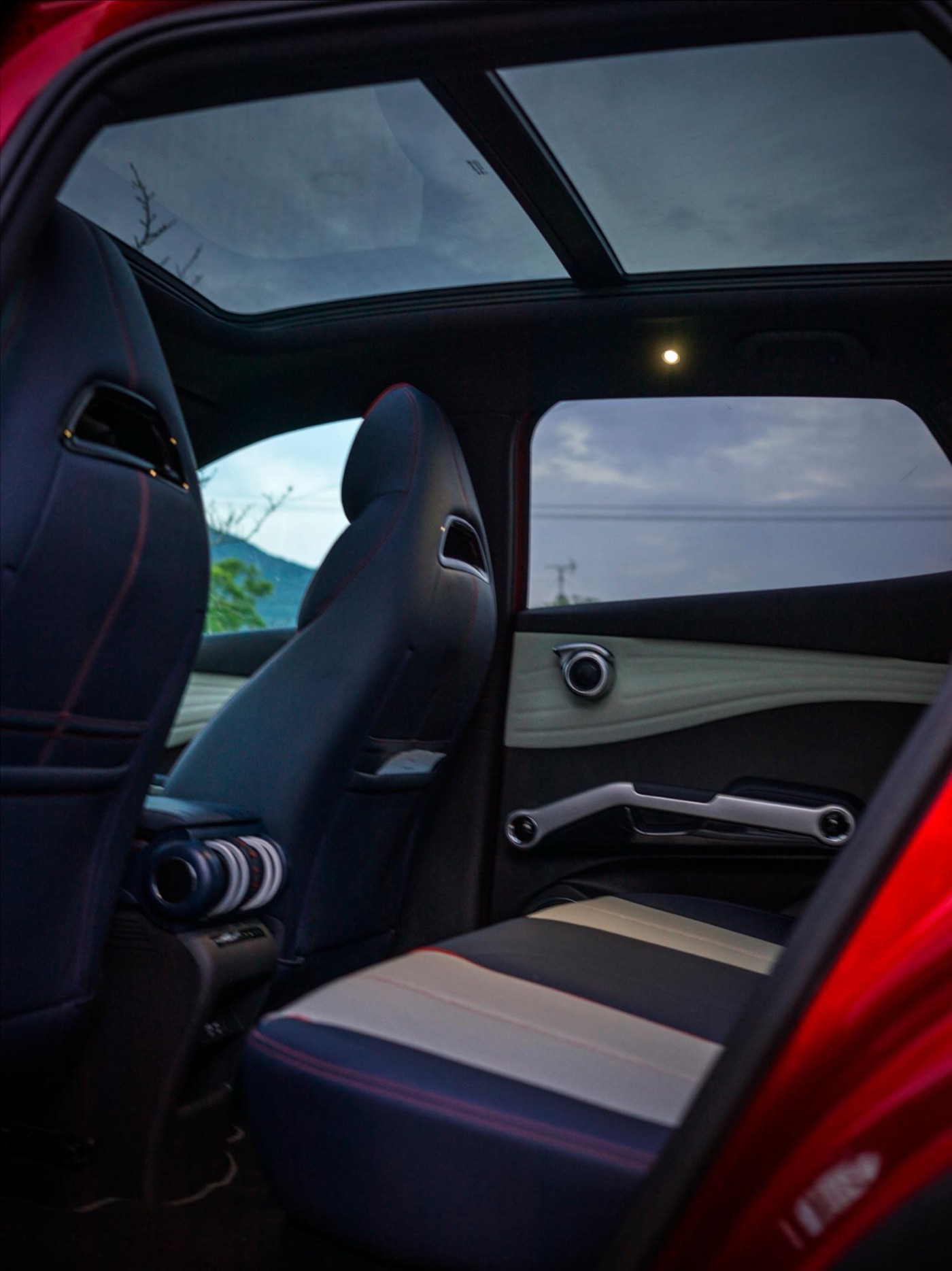 The cabin with its huge glass roof.